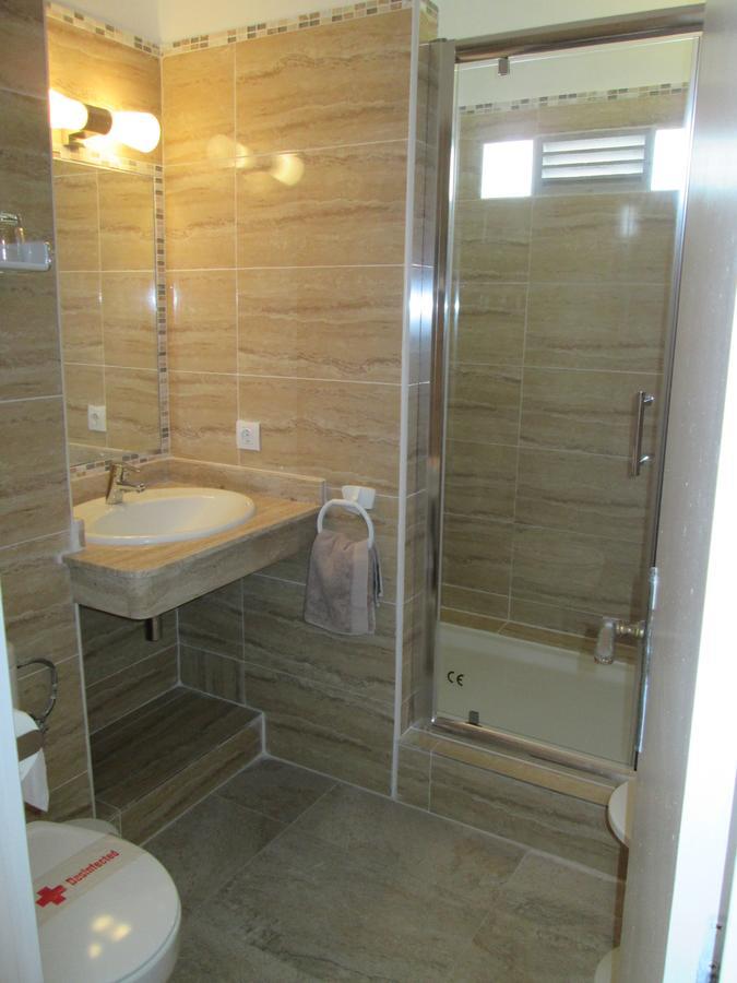 Fowlers Hotel Кала де Ор Экстерьер фото
